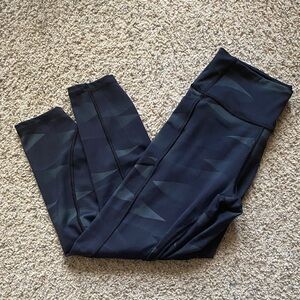 Victoria's Secret Black Patterned Leggings (NWOT)